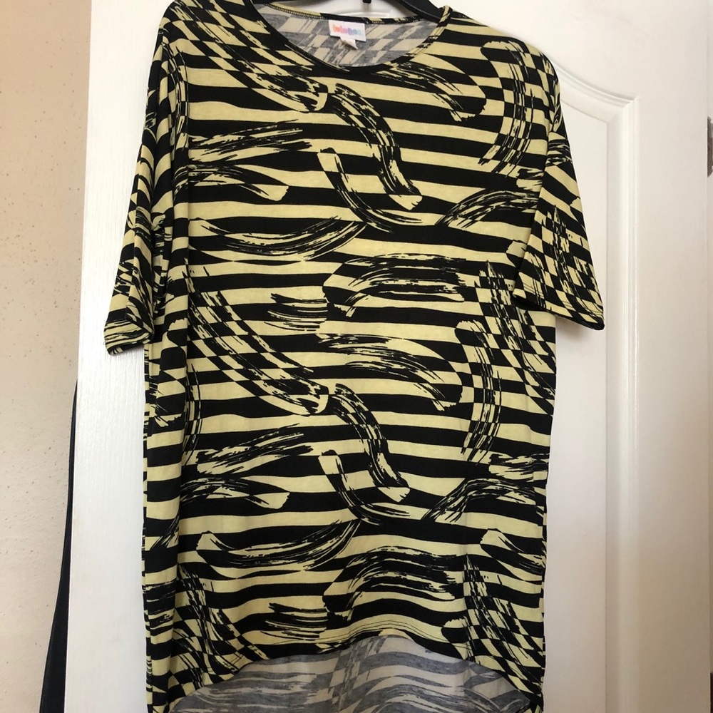 LuLaRoe Irma top